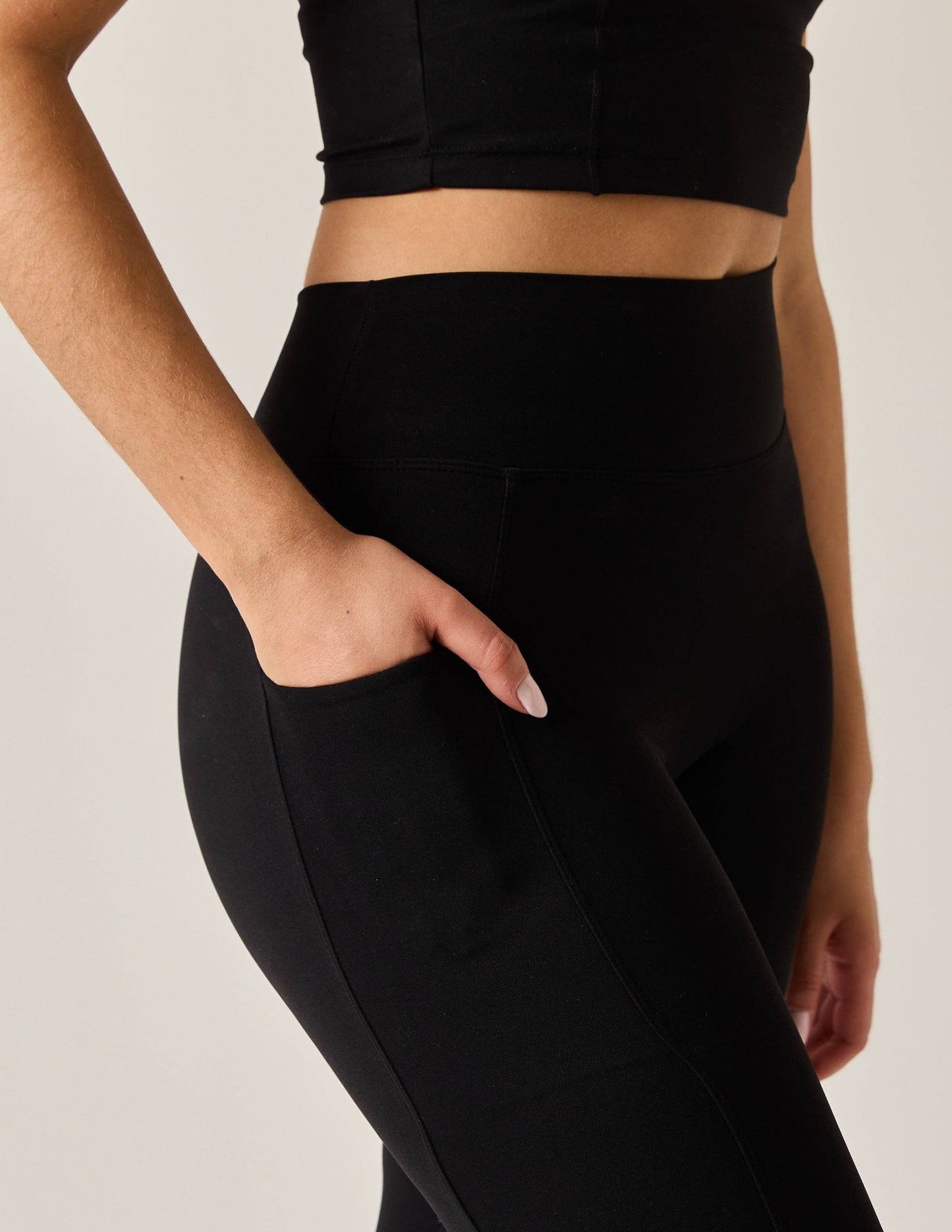 Luxe Compression 2 Pocket Legging