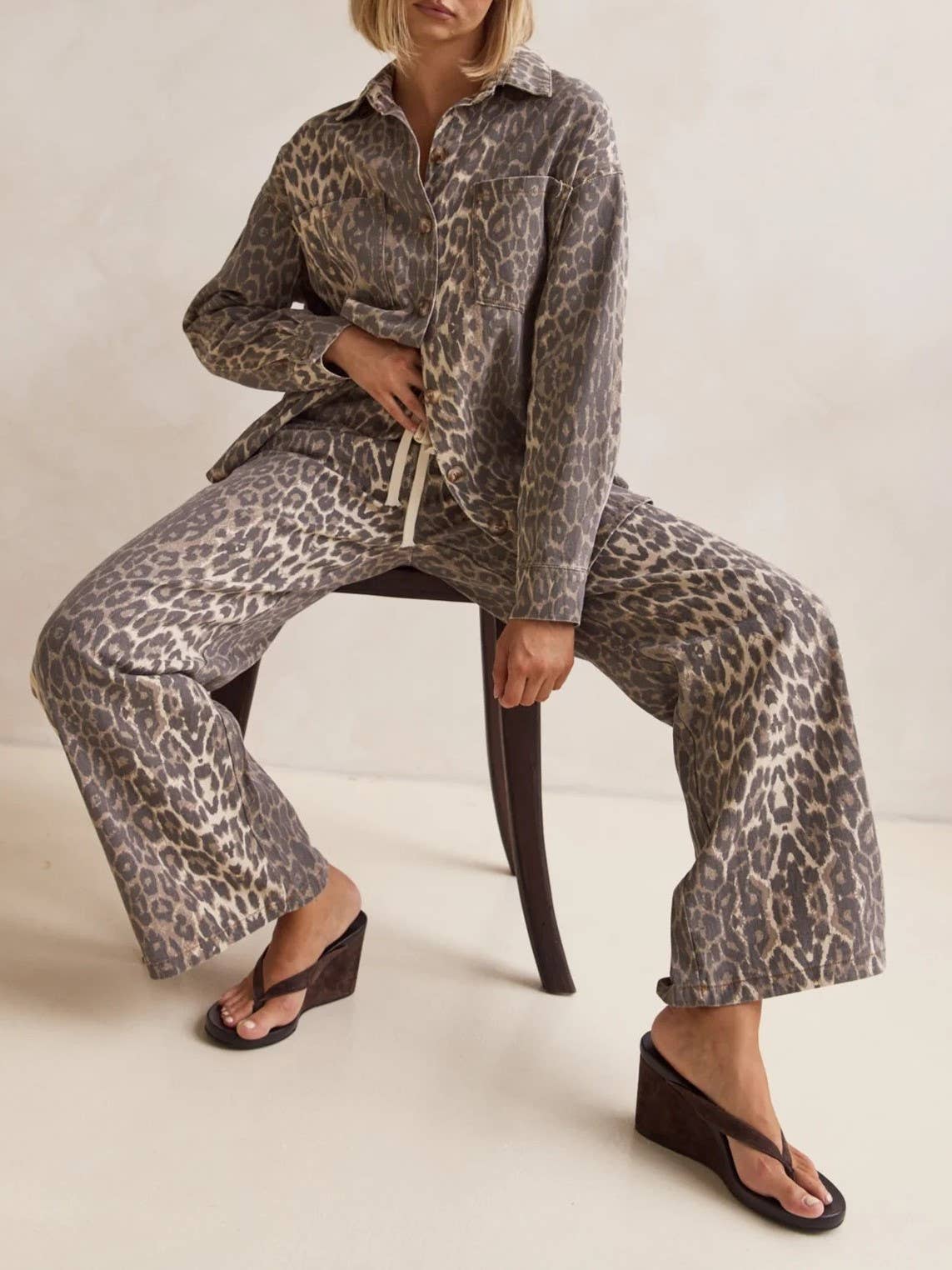 Effortless &  chic Leopard print stripe bar long pants