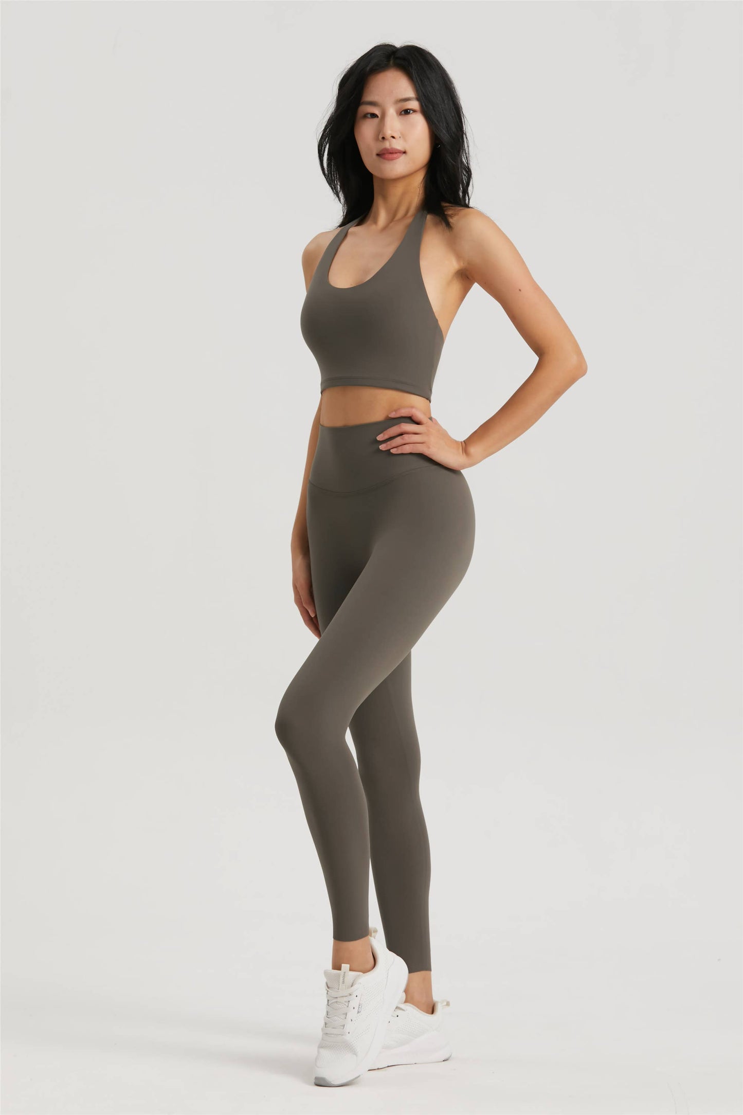 Daphne Lycra® Halter Neck Sports Bra & Leggings 2-Piece Set