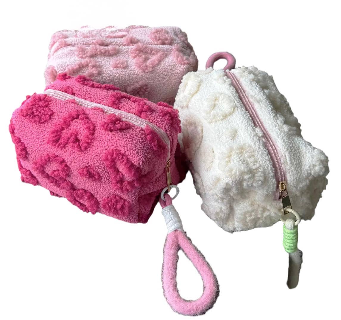 Towel heart makeup bags 